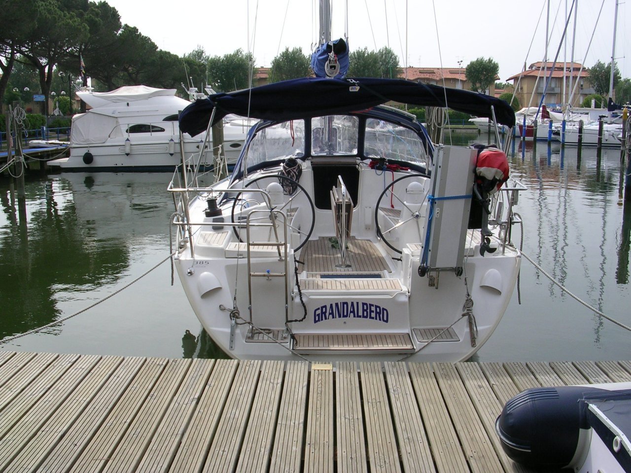 dufour_385-gran_large_02